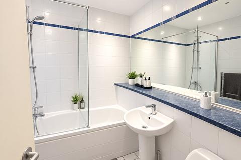 1 bedroom flat for sale, Calderwood Street, London SE18