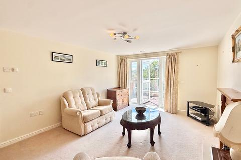 2 bedroom apartment for sale, Southampton Road, Hythe, SO45