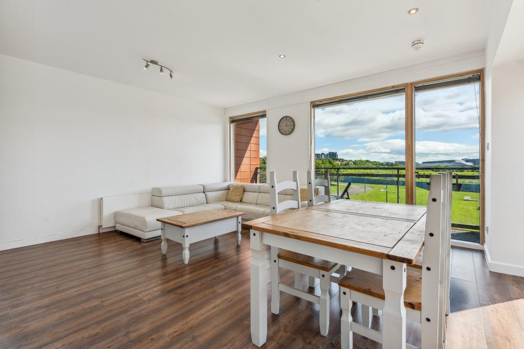 Apartment in Glasgow, Thornwood, Partick - View 3