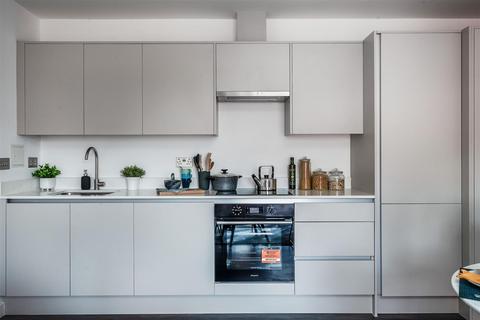 1 bedroom apartment for sale, CENTRAL DORKING, RH4