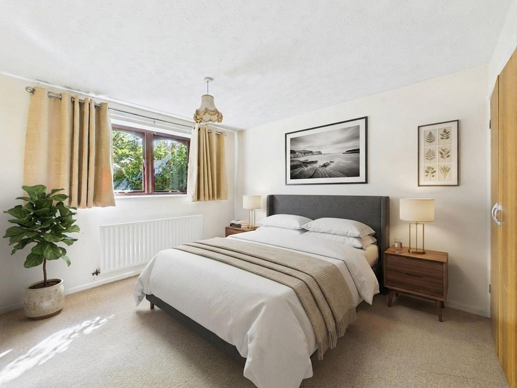House in Nottingham - View 4