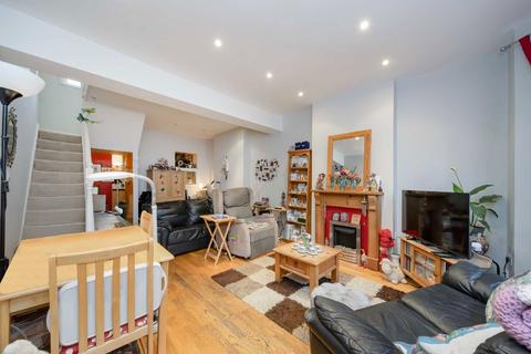2 bedroom terraced house for sale, Stanley Road, South Harrow