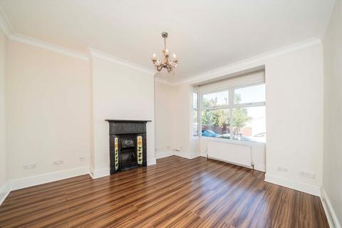 3 bedroom house to rent, Kingsley Road, South Harrow HA2
