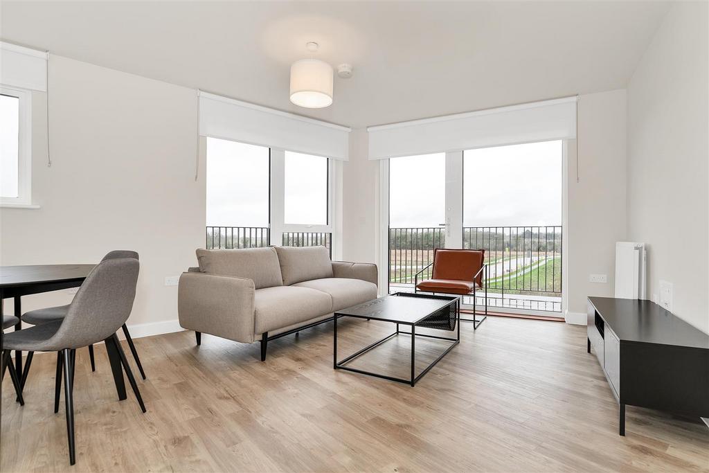 Apartment in Cambridge, Eddington - View 5