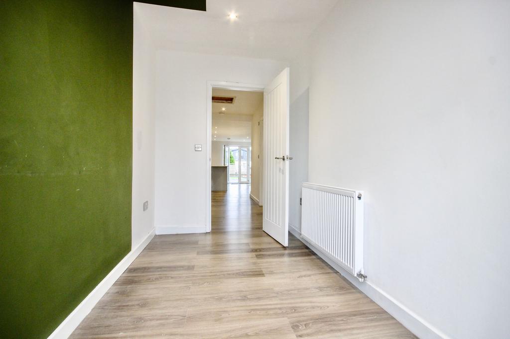 Apartment in Cardiff - View 5