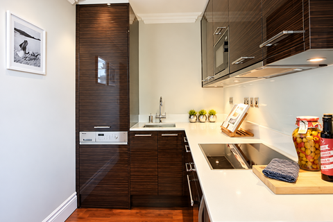 2 bedroom flat to rent, Garden House, London W2