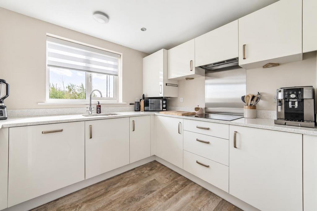 Apartment in Great Park - View 3