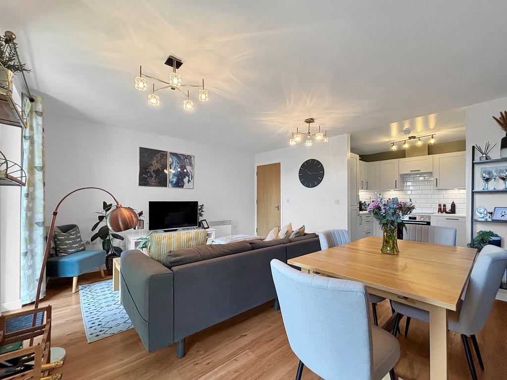 Apartment in Cambridge - View 5