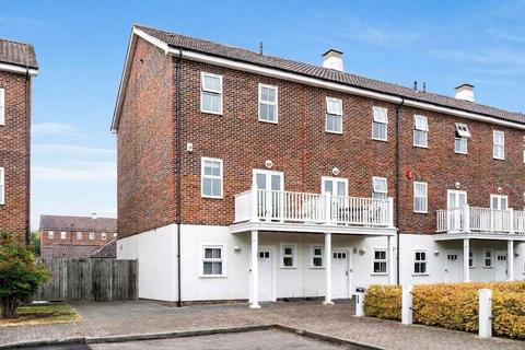4 bedroom end of terrace house for sale, Beaumont Drive, Worcester Park, KT4