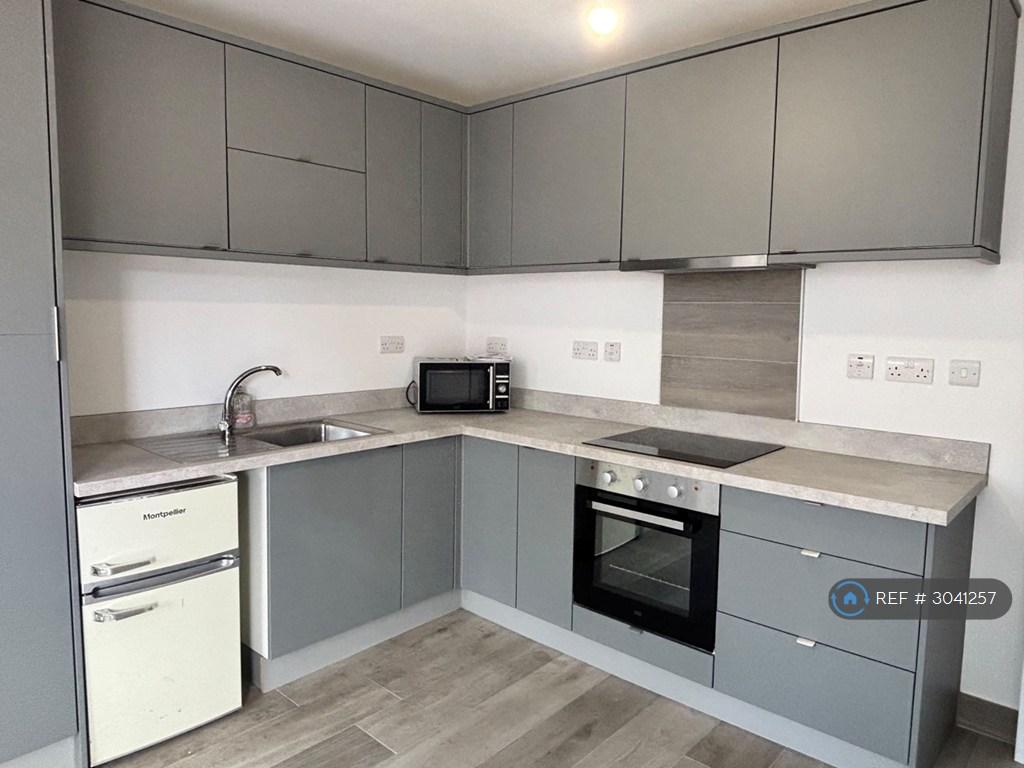 Apartment in Bristol - View 4