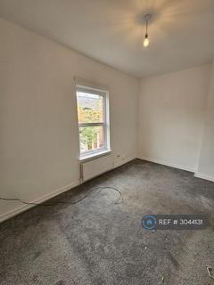 2 bedroom terraced house to rent, Lowndes St, Preston, PR1