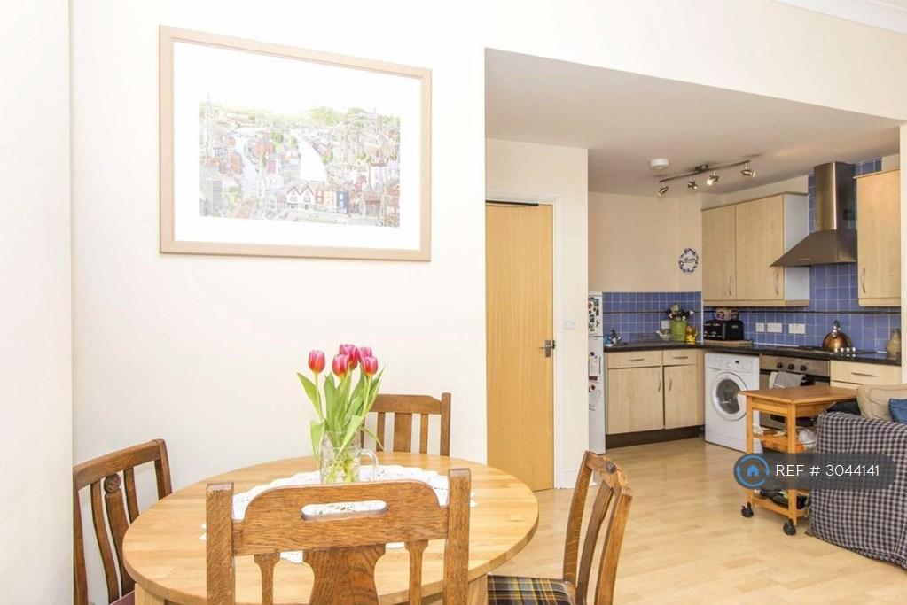 Apartment in Bristol - View 2