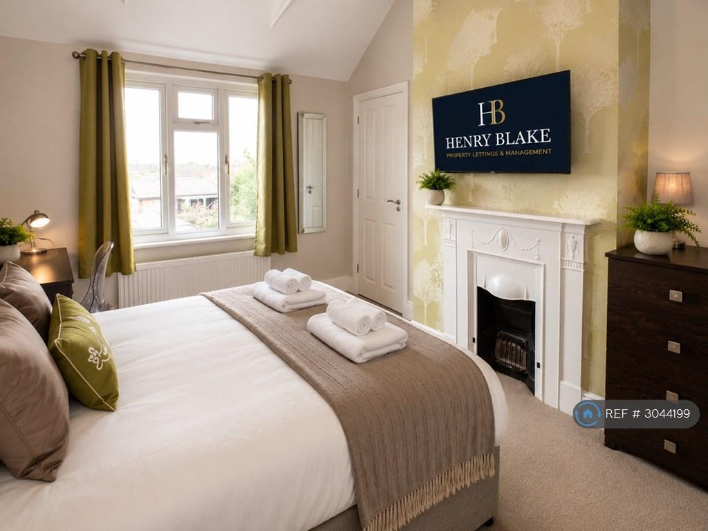 House in Reading - View 2
