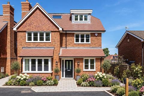 5 bedroom detached house for sale, LEATHERHEAD ROAD, GREAT BOOKHAM, KT23