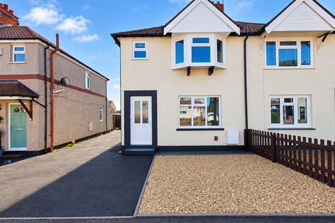 3 bedroom semi-detached house to rent, Cotton Grove, Hednesford