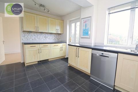 3 bedroom detached house to rent, Celandine Rise, Mexborough S64