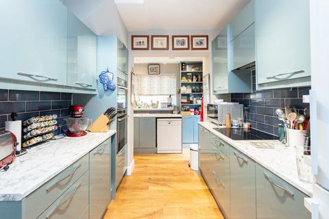 3 bedroom end of terrace house for sale, Ranmore Road, Dorking