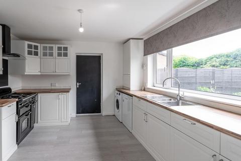 4 bedroom detached house to rent, Stoops Lane, Doncaster