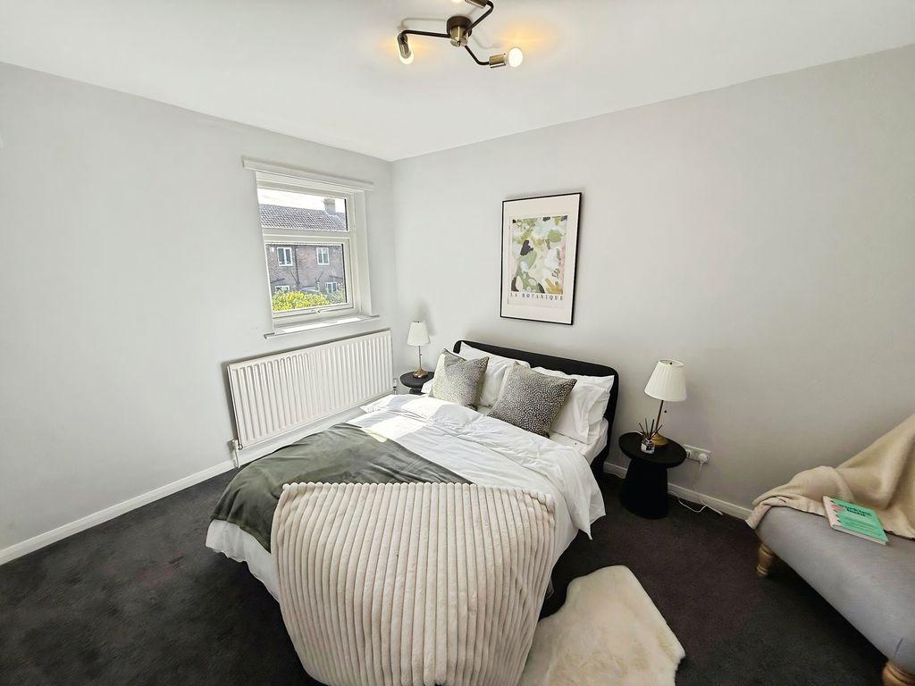 House in Newcastle upon Tyne, Tyne and Wear - More