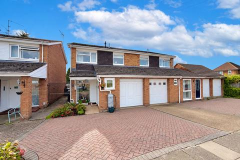 3 bedroom semi-detached house for sale, Howard Place, Dunstable