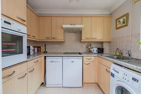 2 bedroom apartment for sale, Lutton Close, Oswestry