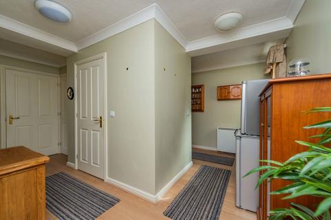 2 bedroom apartment for sale, Lutton Close, Oswestry