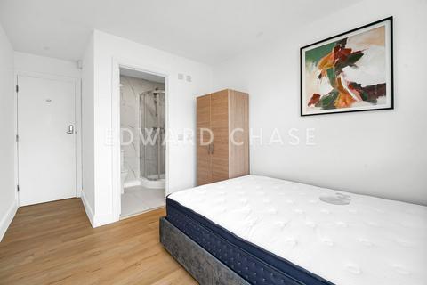 House of multiple occupation to rent, *En-Suite Room, All Bills Included, High Road*