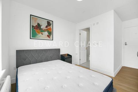 House of multiple occupation to rent, *En-Suite Room, All Bills Included, High Road*