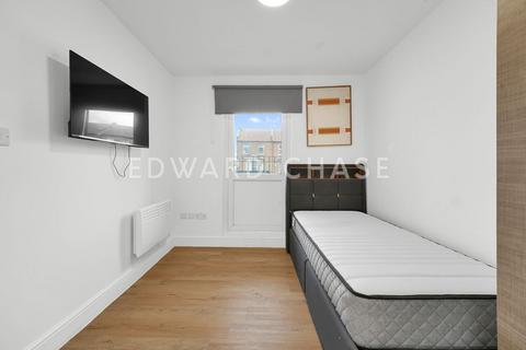House of multiple occupation to rent, *En-Suite Room, All Bills Included, High Road*