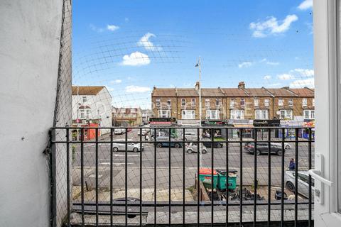 House of multiple occupation to rent, *En-Suite Room, All Bills Included, High Road*