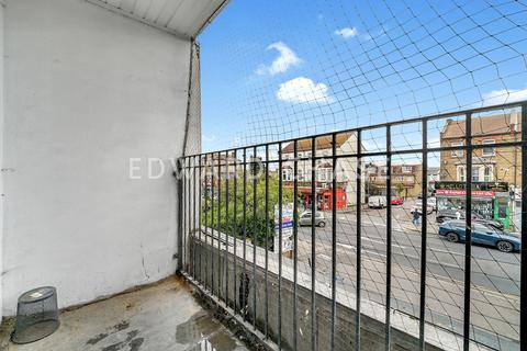 House of multiple occupation to rent, *En-Suite Room, All Bills Included, High Road*