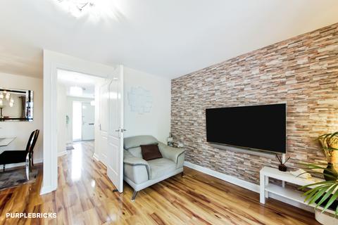 4 bedroom townhouse for sale, Stephen Jewers Gardens, Barking, IG11