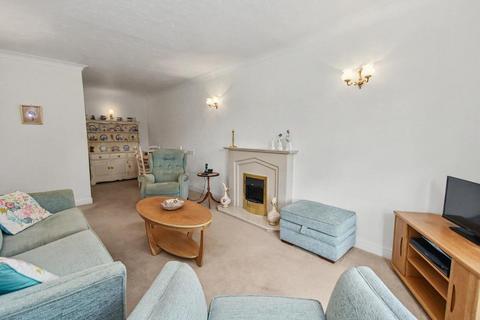 2 bedroom apartment for sale, Bowland Court, Clitheroe, BB7 1AS