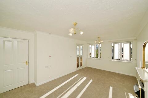 1 bedroom apartment for sale, Beacon Court, Heswall CH60