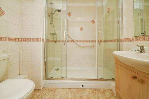 1 bedroom apartment for sale, Beacon Court, Heswall CH60