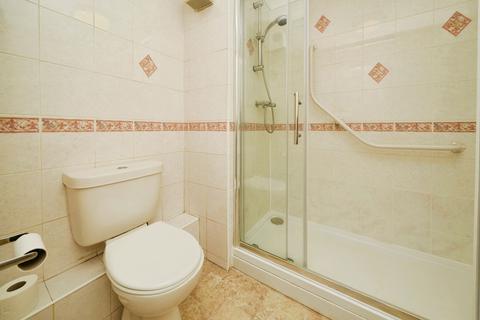 1 bedroom apartment for sale, Beacon Court, Heswall CH60
