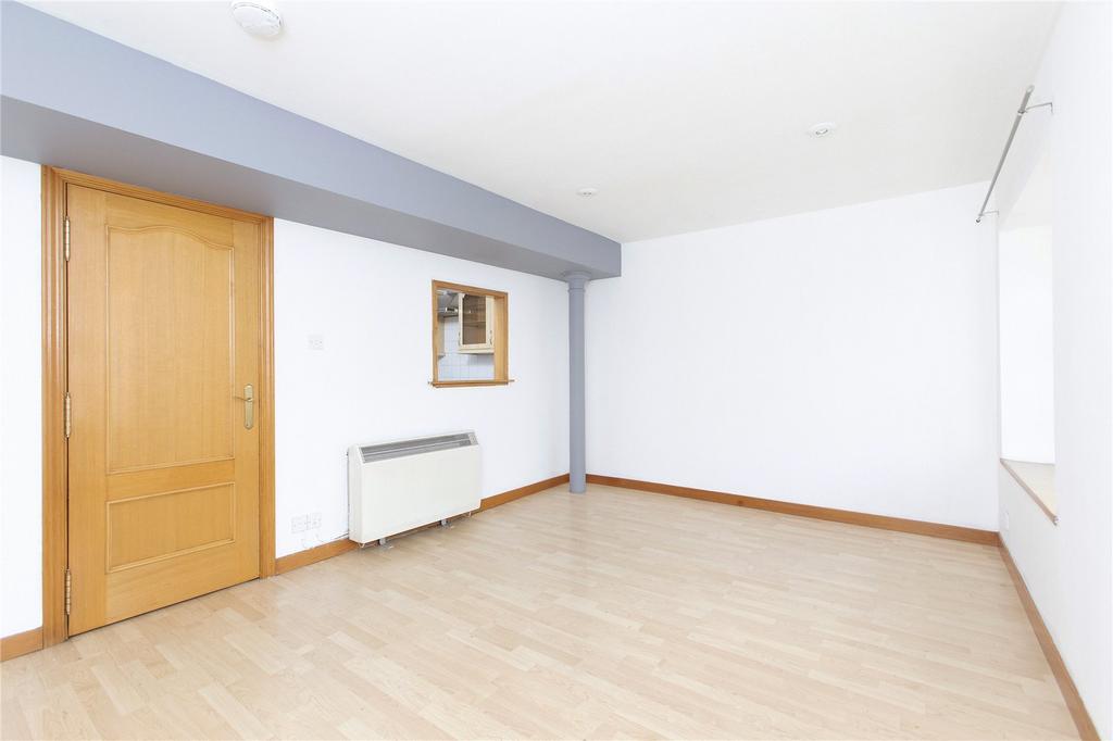 Apartment in Edinburgh - View 3