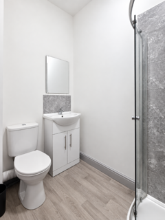 4 bedroom terraced house to rent, Gladstone Street, Stoke-on-Trent