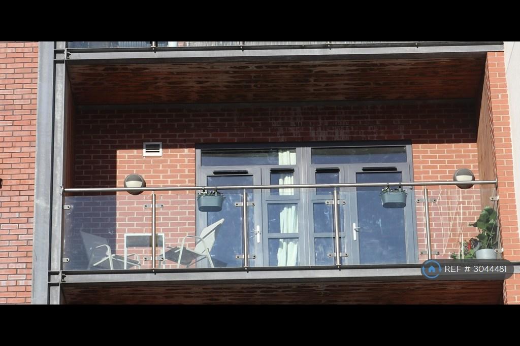 Apartment in Sheffield - View 2