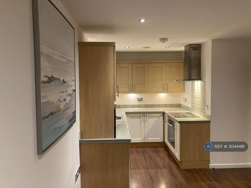 Apartment in Sheffield - More