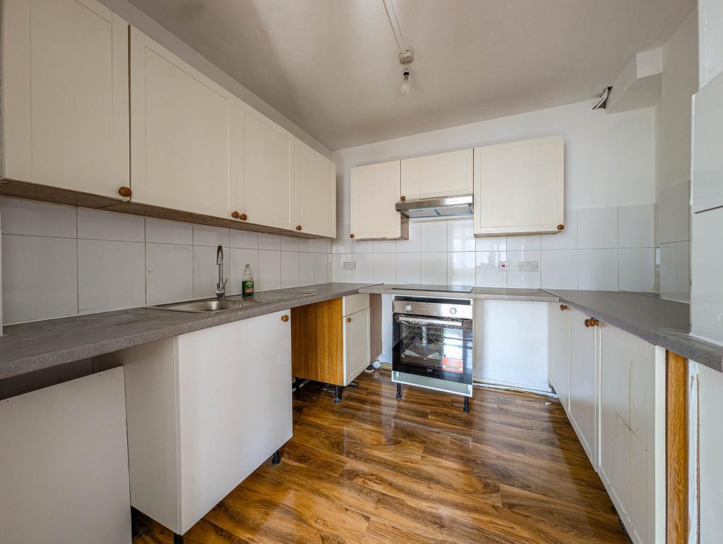Apartment in London - View 3