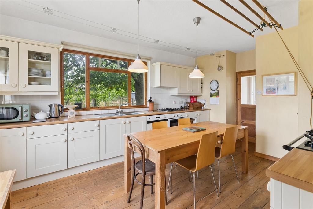 House in Buckinghamshire, Stewkley - View 2