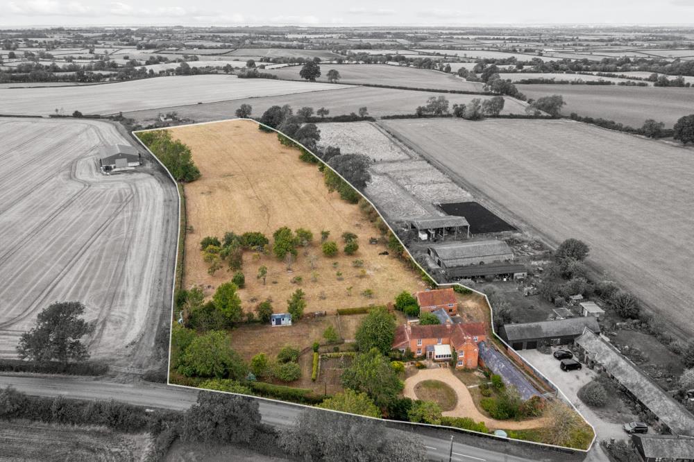 House in Buckinghamshire, Stewkley - View 4