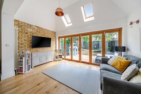 3 bedroom detached house for sale, Chatham Road, Kingston Upon Thames, KT1