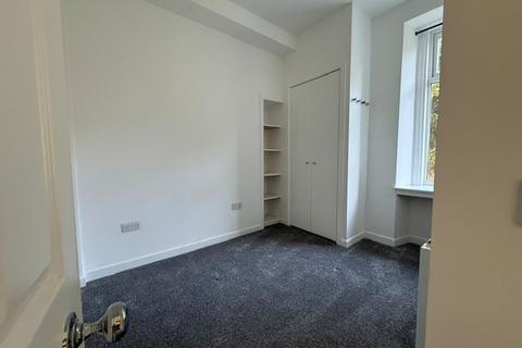 2 bedroom flat to rent, Menzies Road, Torry, Aberdeen, AB11
