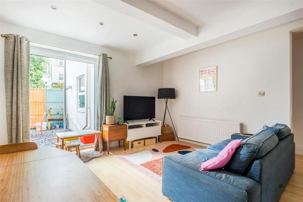 Apartment in Hove - View 3