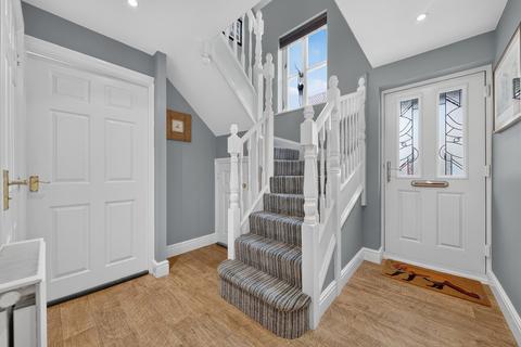 4 bedroom detached house for sale, Padmans Close, Mawsley, NN14