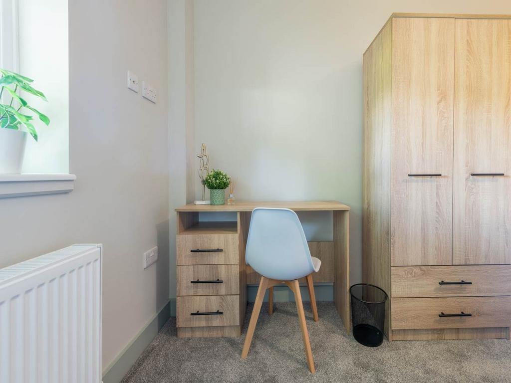 House in Leeds - View 4