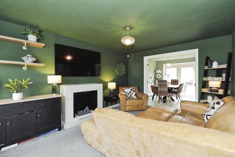 4 bedroom detached house for sale, Whernside Close, HARROGATE