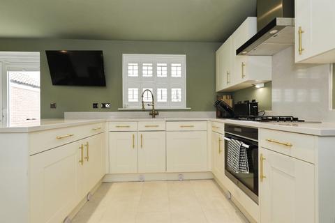 4 bedroom detached house for sale, Whernside Close, HARROGATE